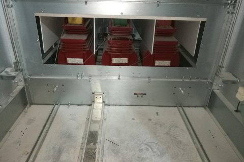 开关柜母排荧光光纤测温系统解决方案